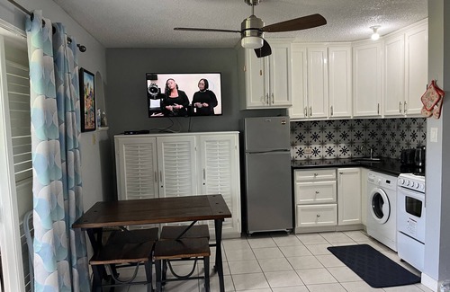 Orange Bay Apartment | Large Contempory Beach Front Studio in Secure Complex on 7 Mile Beach in Negril
