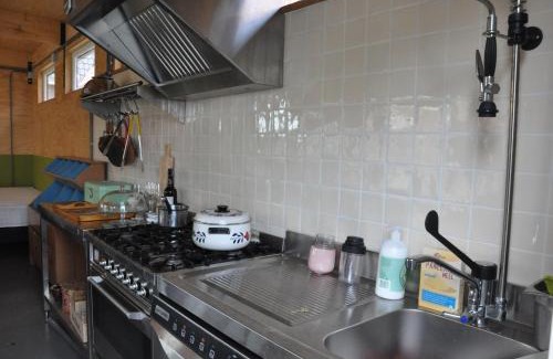 Waterland Bed & Breakfast | Large cottage on sheepfarm