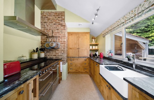 West Heslerton House | Large country holiday home close to the coast and sweet market towns.