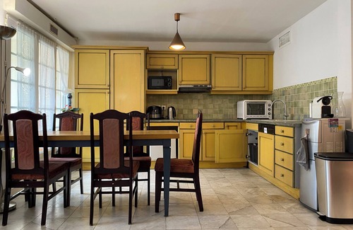 Drancy Apartment | Large F4 apartment in a beautiful villa Paris-le Bourget