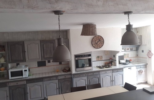 Blois House | Large family farmhouse