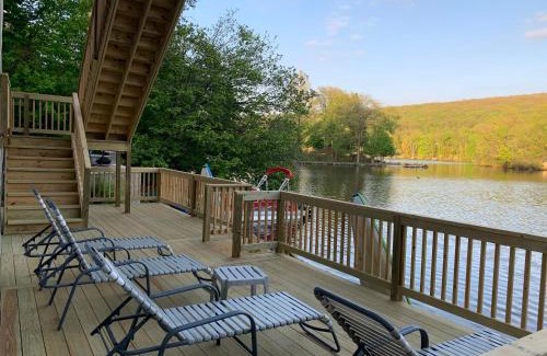 West Milford House | Large family house on the lake
