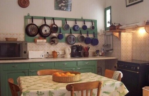 Genolhac Cottage | Large family house sleeps 16 in the heart of a beautiful medieval village
