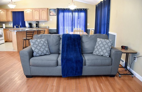 Berlin House | Large four bedroom, two bathroom house. ATV from front door!