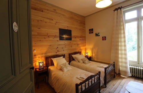 Juignac Other | Large gîte with private, heated, covered swimming pool