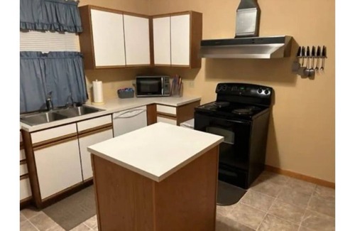 Agra House | Large home 2 living rooms, 4 bedrooms. Near lakes and great hunting and fishing.