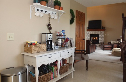 Saint Marys Allen County House | large house, fenced yard, patio