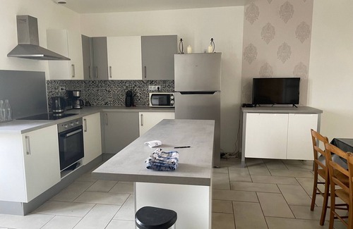 Chemire-en-Charnie Cottage | Large house with private pool, 7 bedrooms and countryside views