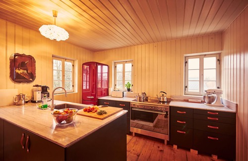 Ebersbach House | Large, lovingly renovated factor house with sauna