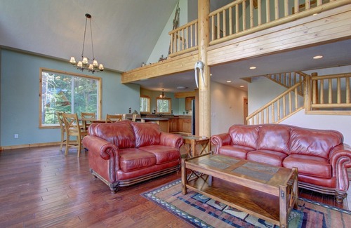 Alyeska House | Large Luxurious Girdwood Getaway with Game Room, New Hot Tub, & EV Charger