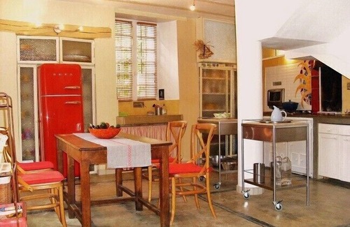 La Motte-dʼAigues House | Large Master's House