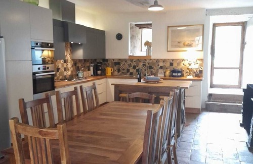 Aiguelèze House | Large medieval village house, pets welcome, private pool.