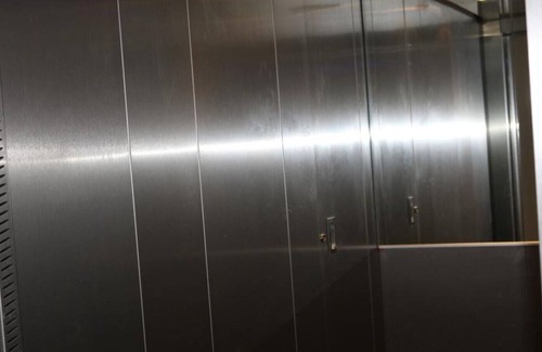 Tjuvholmen Condo | Large modern 1 bedroom apartment with balcony