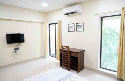 Khar Apartment | Large, Modern, Private 3BHK, Khar West, Mumbai