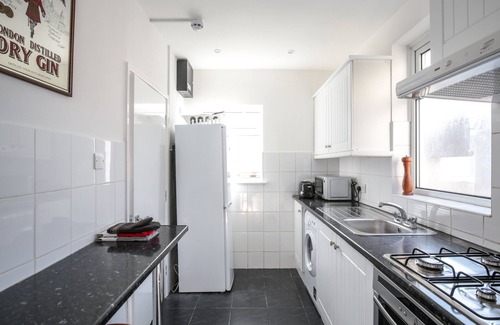 Harringay House | Large Modern Spacious House 6 Bedrooms 5 Bathrooms