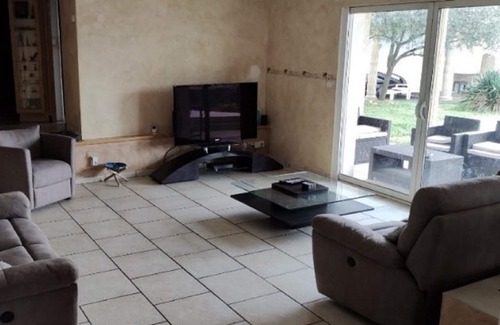 Le Peage-de-Roussillon House | Large quiet house near Parc du Pilat
