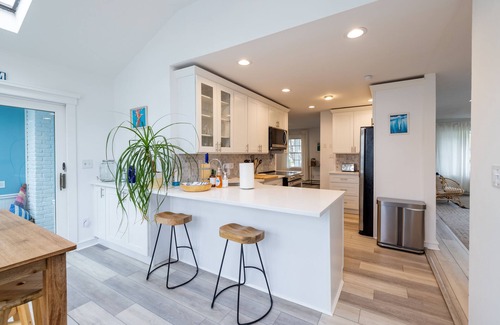 Bellport House | Large renovated 5BR home w/heated pool, hot-tub & ping-pong in Bellport Village