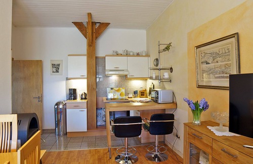Hechthausen House | Large thatched house with garden and jetty directly on the Oste river