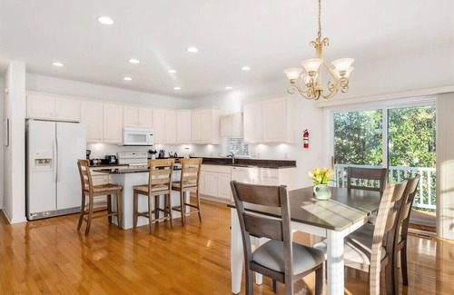 Little Salisbury House | Large Three Bedroom Beach House in Ocean City, MD