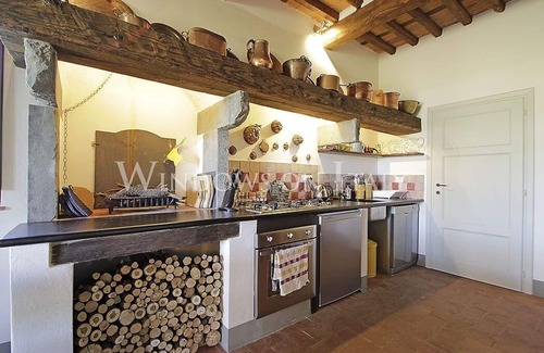 Lucca Villa | Large Villa With Private salty water Pool Only Few Kilometres Outside Lucca Town