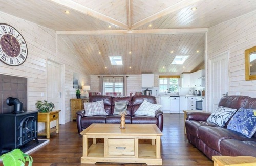 Findern House | Largest size of lodge available at the Marina. Pet friendly & disabled access.
