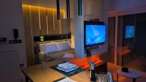 Larissa Apartment | Larisa Absolute Suites, Sky View Smart Home