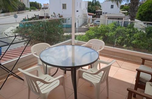 Pervolia Apartment | Larnaca, Pervolia 1 bedroom seaside apartment