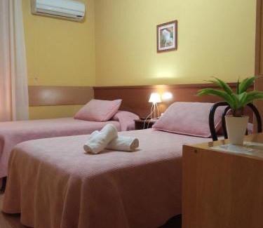 Torre de Santa Maria Hotel | LAS GLORIAS