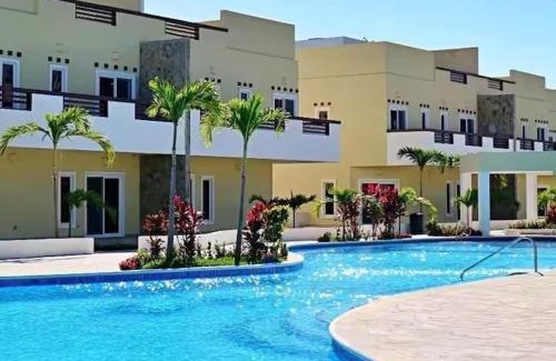 Dixon Cove Apartment | Las Palmas Beach villa 0230