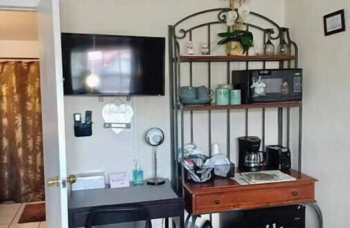 Flagami House | Last Minute Reservation near Miami Airportnn