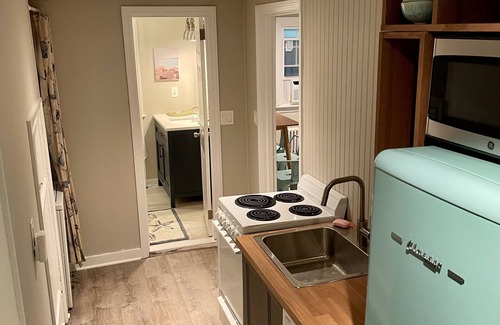 Ocean Grove Apartment | Last Minute Sea Hear Now Ocean Grove Rental