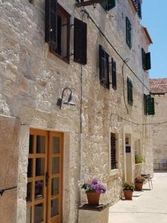 Rogoznica House | Lastin Dvor