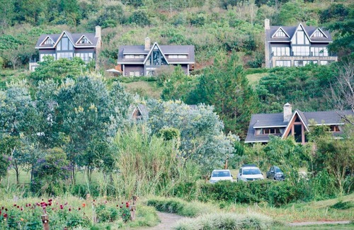 Lac Duong House | Lat Valley Retreat Village
