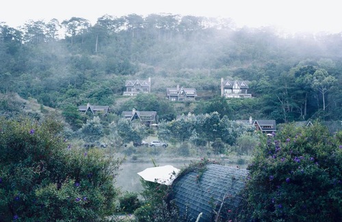 Lac Duong House | Lat Valley Retreat Village
