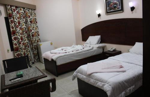 Al Ahyaa Hostel | Latenda Beach Hostel