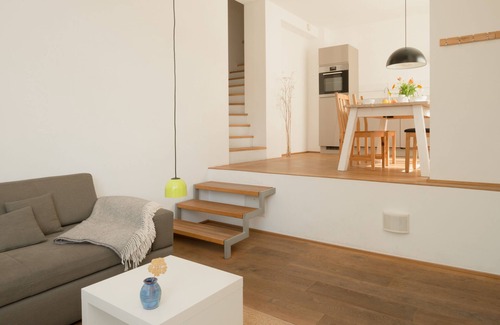 Laubegast Apartment | Laubegast domicile