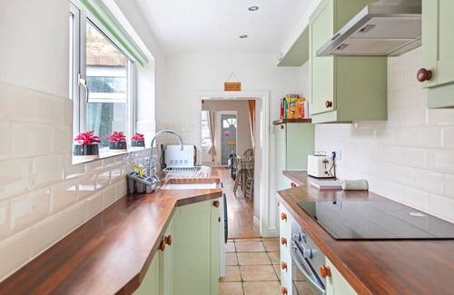 Lincoln Cottage | Laurel Cottage Lincoln, historical character cottage 5 minutes walk to Bailgate