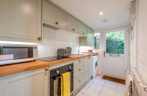 Little Malvern House | Laurel Cottage - The Retreat
