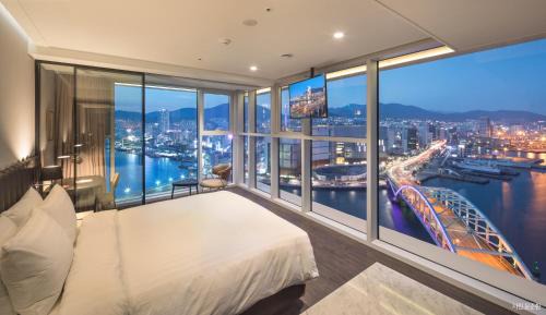Yeongdo Hotel | Lavalse Hotel