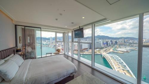 Yeongdo Hotel | Lavalse Hotel