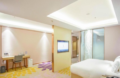 Linghe District Hotel | Lavande Hotel Jinzhou Jiefang Road Kaixuan Building