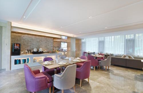 Gongshan County Hotel | Lavande Hotel Nujiang Gongshan Cikai Shimen Road