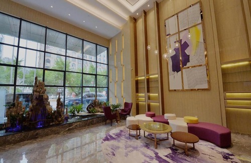 Jieshan Hotel | Lavande Hotel Xingyi Jushan Avenue