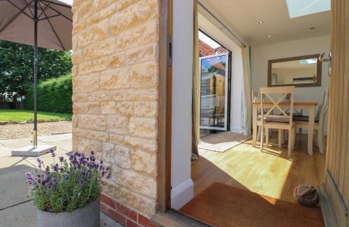 Castle Bytham House | Lavender Cottage