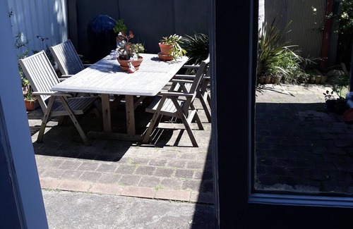 Jamberoo Cottage | Lavender Cottage - Quaint cottage