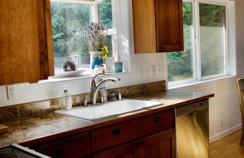 Sequim House | Lavender Farm House. Walk to the ocean and close to the Olympic National Park