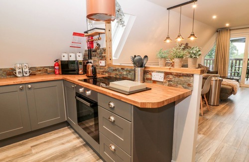 Saint Ann's Chapel Cottage | Lavender Lodge