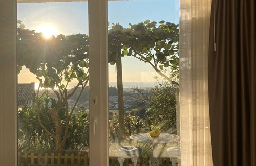 Mafamude Villa | Lavender Sunset House - Lavender Room