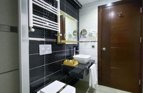 Bagbasi Hotel | Lavin Otel