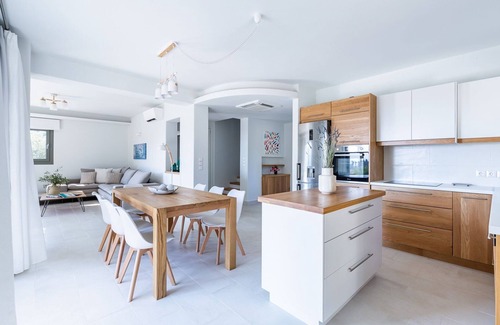 Elios Villa | Lavish Skopelos Villa | Villa Kallithea | 4 Bedrooms | Mountain, Sea & Pool.